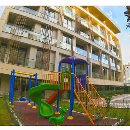 Apartmán Lovely Citycentre Appt. Within 300M To The Beach *